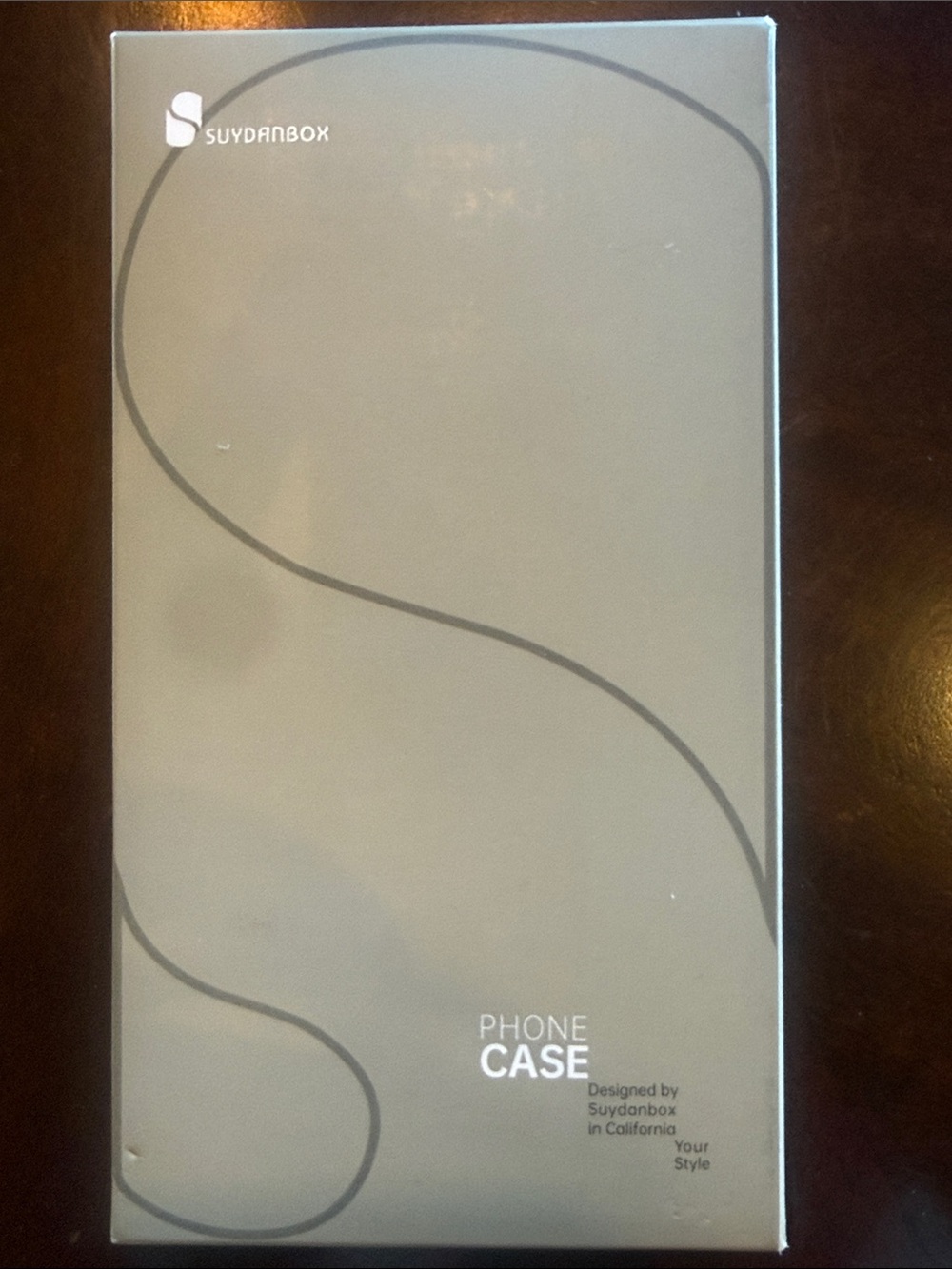Suydanbox MagSafe iPhone Case Protective Cover plus 2 screen protectors